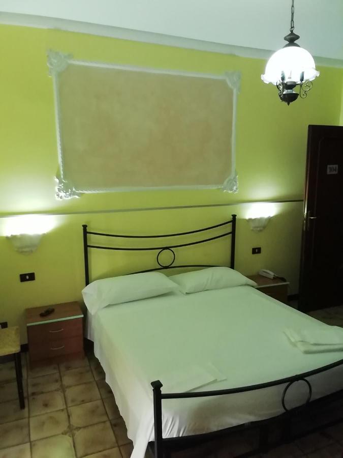 Hotel La Carina Grottaminarda Εξωτερικό φωτογραφία